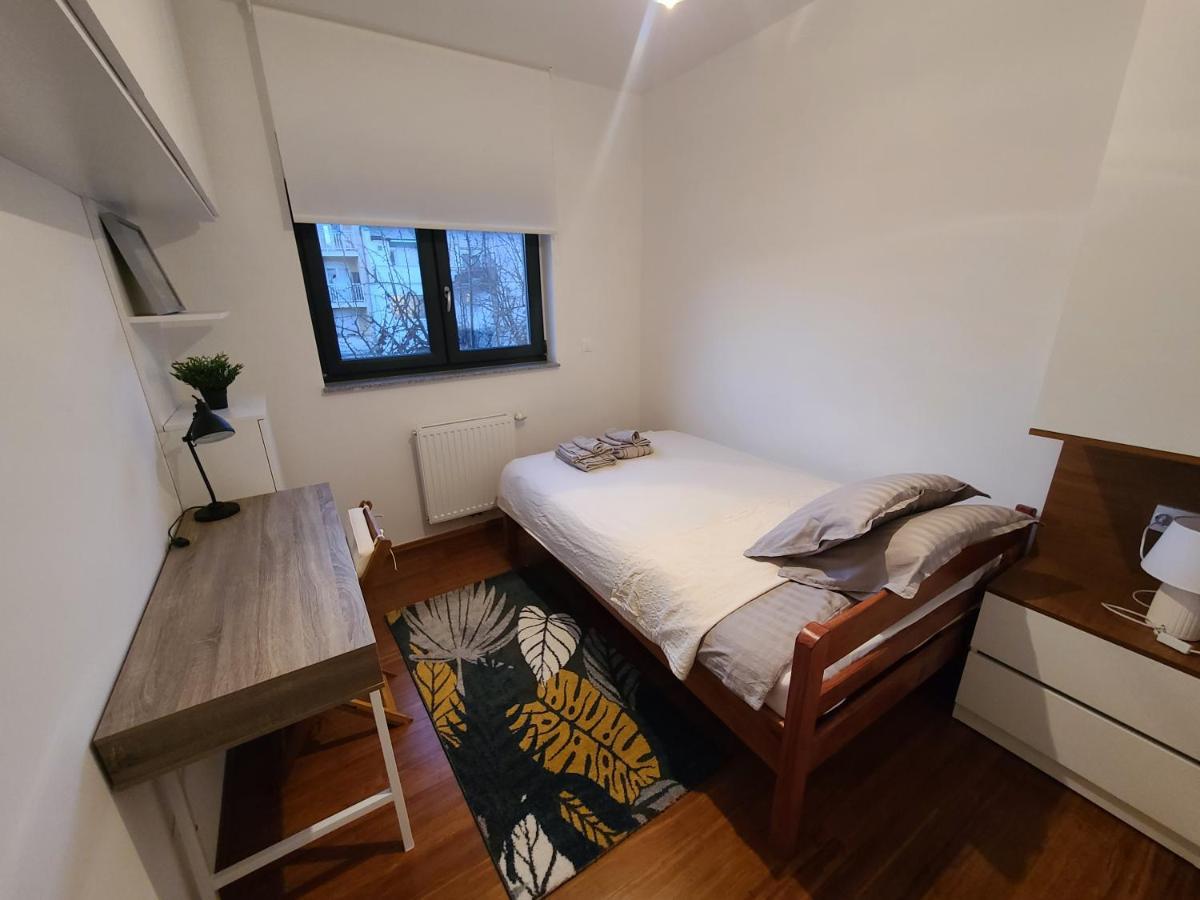 Modern 4-star Luxury - Wfh Ready, Free Parking Apartment Zagreb